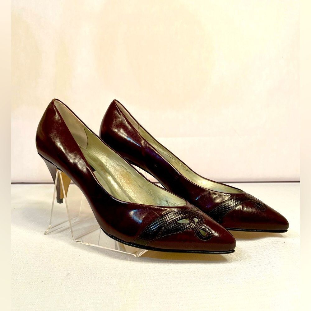 BROWN LEATHER HEELS by NINE WEST SIZE 8M VINTAGE